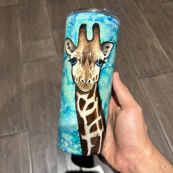 Giraffe Art Tumbler with Blue Background Handpainted - Picture 1 of 6